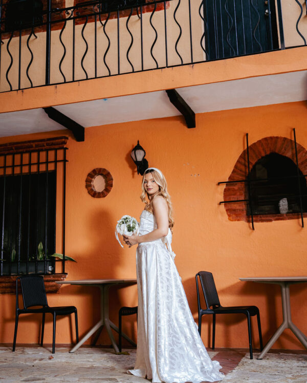 Sérafine Gown